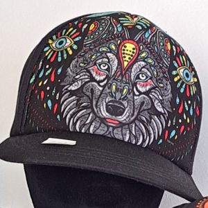 Cappellino LARVA lupo maya