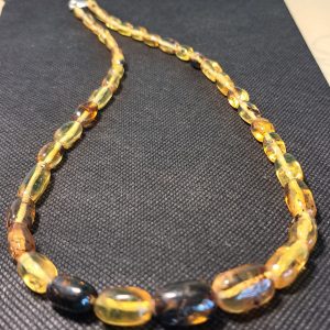 Collier d'ambra gialla